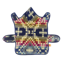 Cargar imagen en el visor de la galería, Poncho para mascotas con capucha Poncho Poncho para mascotas con capucha PONCHO PARA MASCOTAS CON CAPUCHA DE OTAVALO EN ECUADOR. MODELO AQUA MARINA KiruPets www.kirupets.com