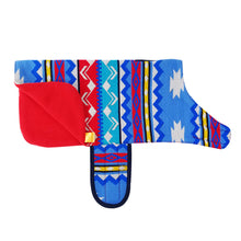 Cargar imagen en el visor de la galería, Poncho ponchos de mascotas PONCHOS DE MASCOTAS DE OTAVALO DE ECUADOR. MODELO FUEGO KiruPets www.kirupets.com