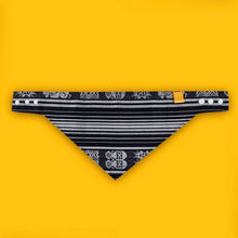 Cargar imagen en el visor de la galería, Pañuelos para personas y mascotas PAÑUELO PARA PERSONA Y MASCOTA MODELO BLANCO & NEGRO KiruPets