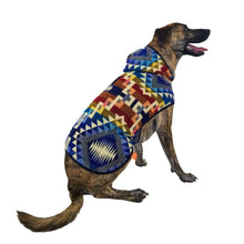 Load image into Gallery viewer, Poncho ponchos para mascotas con capucha PONCHOS PARA MASCOTAS CON CAPUCHA DE OTAVALO. MODELO CRUCES KiruPets www.kirupets.com
